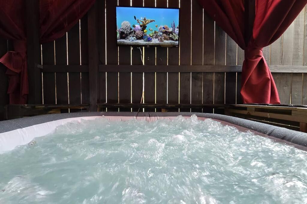 Modern Galleria Gem Private Jacuzzi 3 Br Houston Exteriér fotografie
