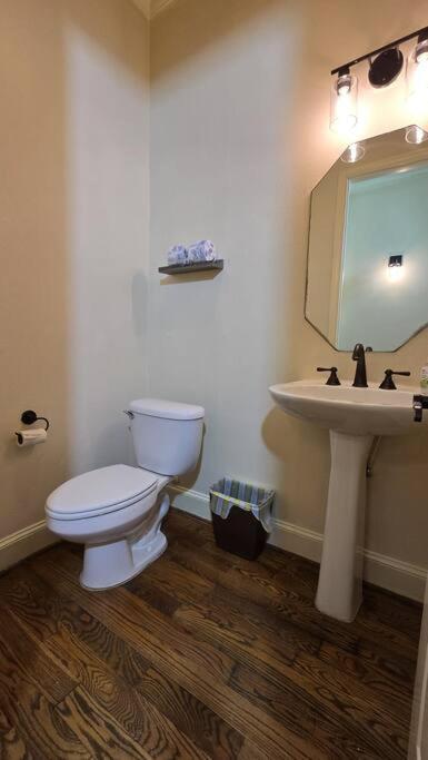 Modern Galleria Gem Private Jacuzzi 3 Br Houston Exteriér fotografie