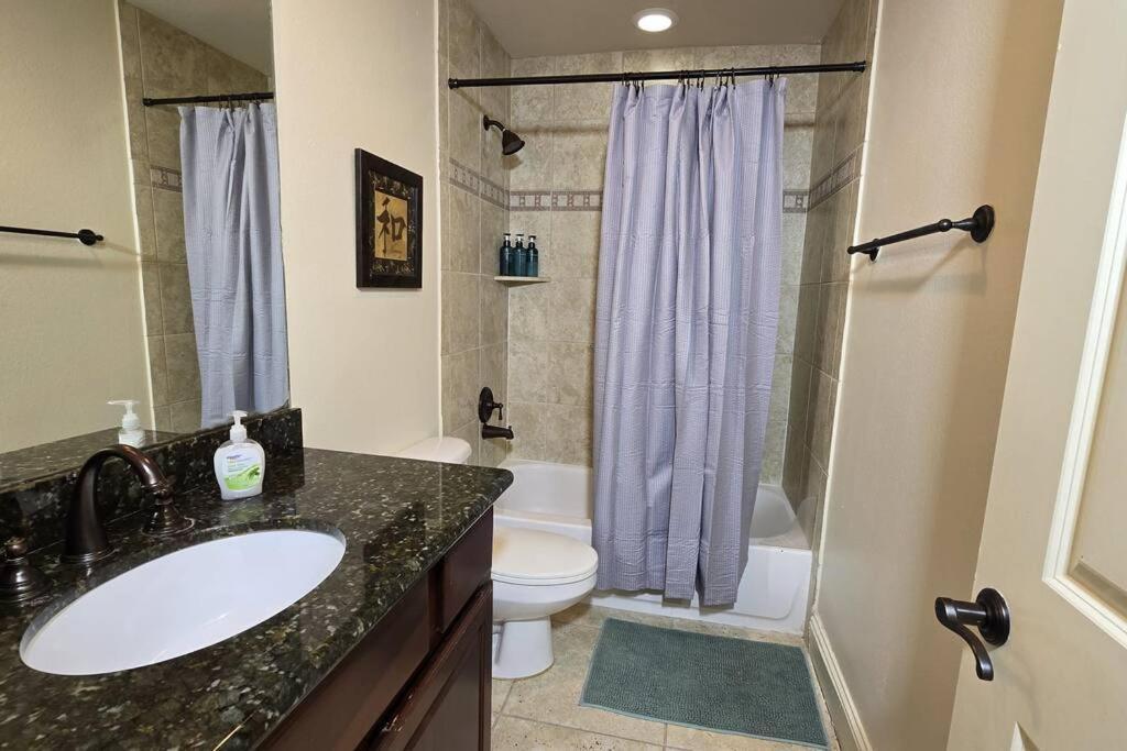 Modern Galleria Gem Private Jacuzzi 3 Br Houston Exteriér fotografie